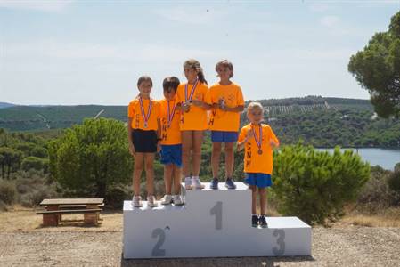 PODIUM PREBENJAMIN KIDS.jpg