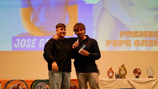 JOSÉ GRIÑÓN CON EZEQUIEL.jpg