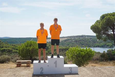 PODIUM INFANTIL 1000 MASCULINO.jpg