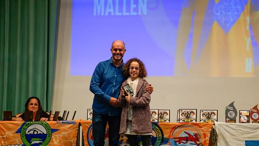 ANA LÓPEZ PREMIO.jpg