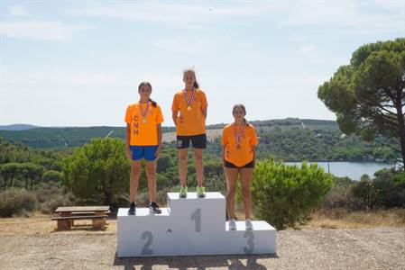 PODIUM INFANTIL FEM 1000.jpg