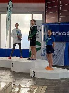 elsa en el podium.jpeg