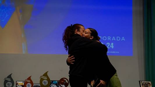 IRIA ABRAZO.jpg